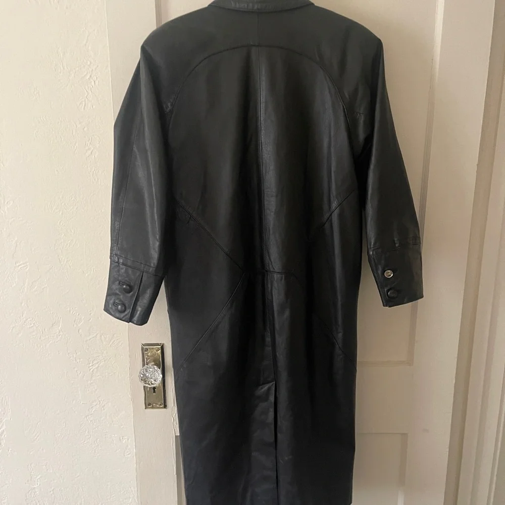 Vintage Black Leather Men's trench coat Gemini leather timeless sleek retro M